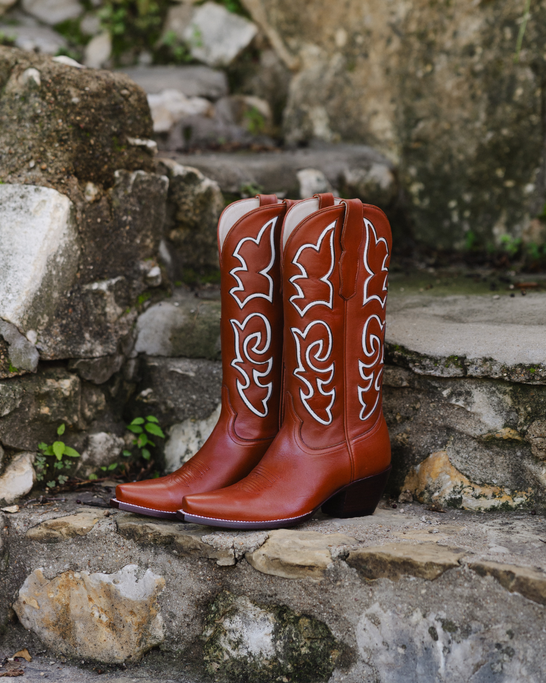 The Memphis Boot Saddle and Bone
